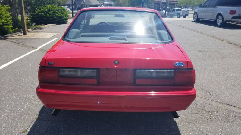 1993 Ford Mustang null photo 13