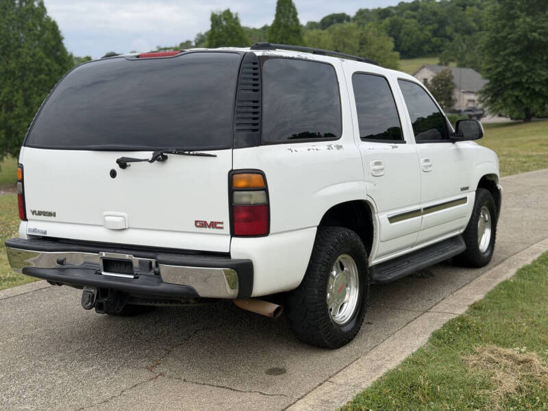 2004 GMC Yukon SLE