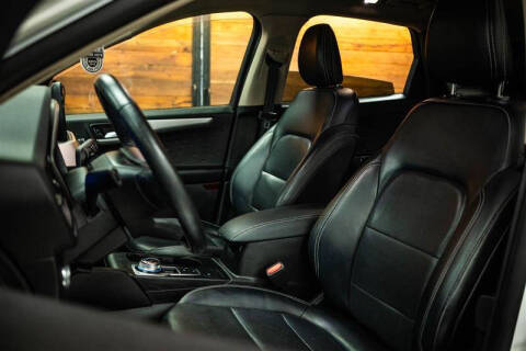 2020 Ford Escape Hybrid SE Sport