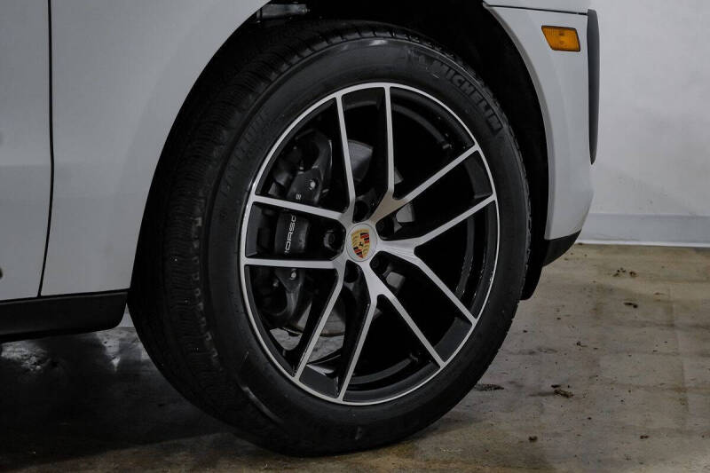 2024 Porsche Macan