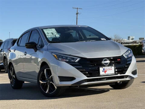 2025 Nissan Versa SR