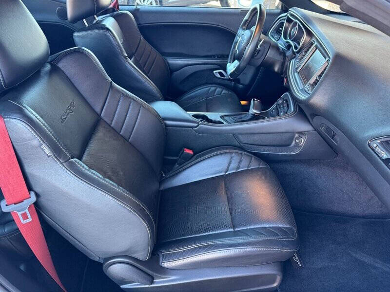 2016 Dodge Challenger SRT 392