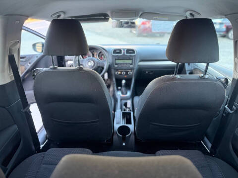 2012 Volkswagen Golf 2.5L PZEV