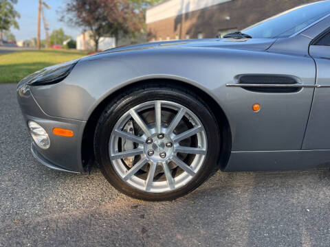 2005 Aston Martin V12 Vanquish S