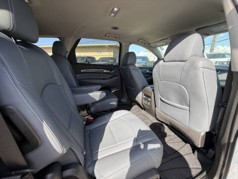 2021 Buick Enclave Essence