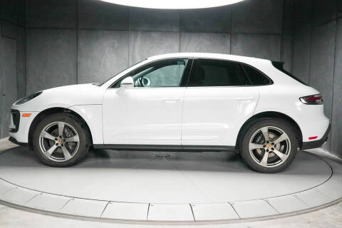 2022 Porsche Macan