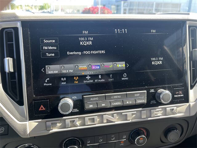 2025 Nissan Frontier SV