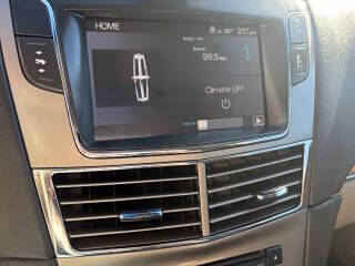 2012 Lincoln MKT