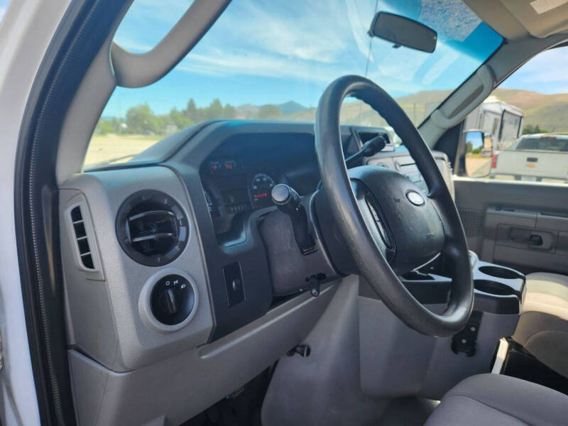 2010 Ford E-Series E-350 SD XL