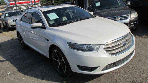 2015 Ford Taurus SEL