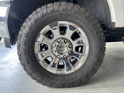 2019 Ford F-350 Super Duty Lariat