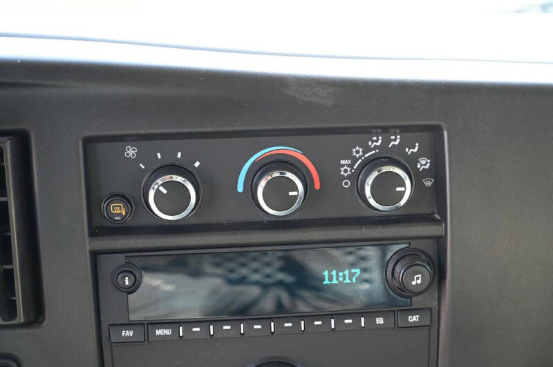 2023 Chevrolet Express 2500