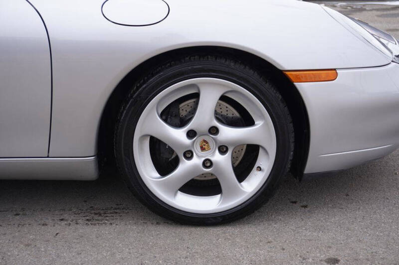 2001 Porsche 911 Carrera