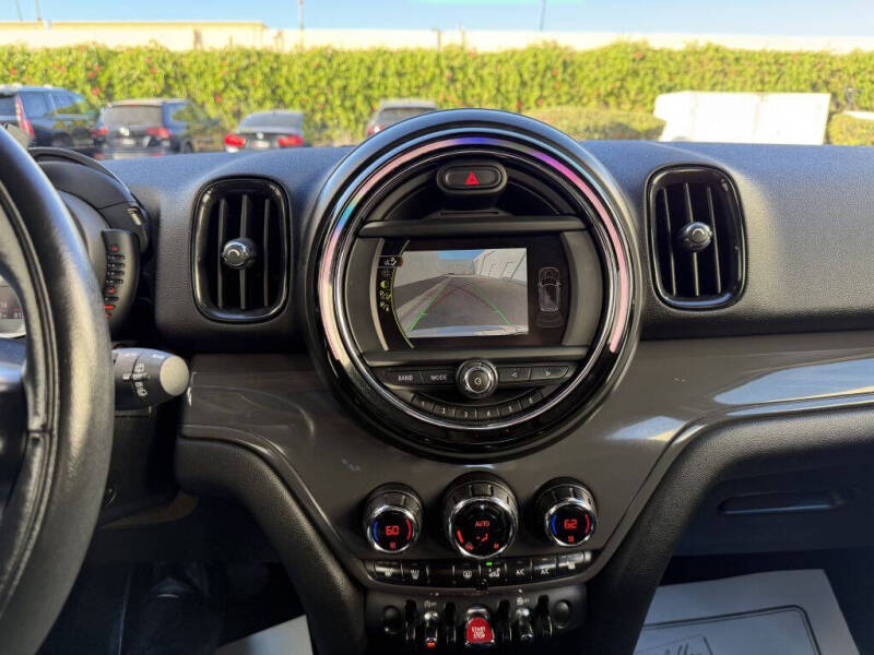 2017 MINI Countryman Cooper