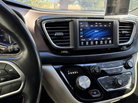 2018 Chrysler Pacifica Touring L
