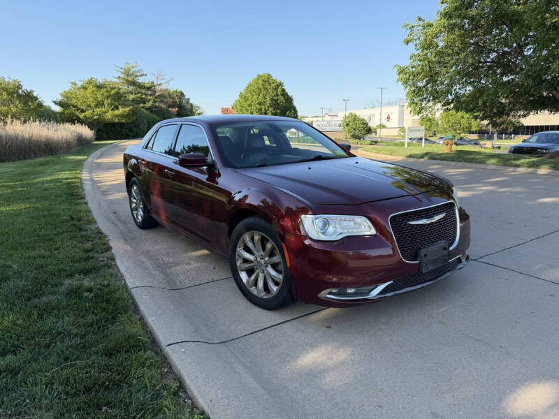 2016 Chrysler 300 Limited