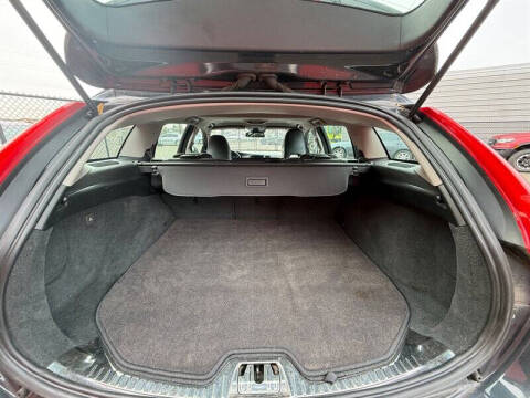 2015 Volvo V60 T5 Drive-E Premier Plus