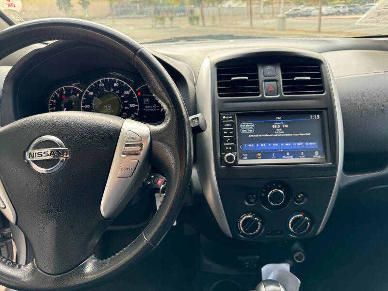 2019 Nissan Versa Note SV