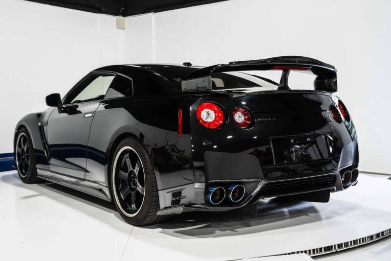 2012 Nissan GT-R Black Edition