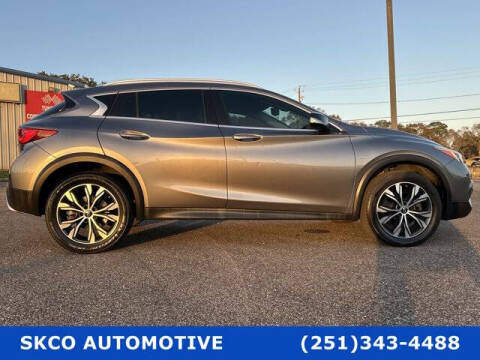 2017 Infiniti QX30 Luxury