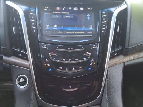 2018 Cadillac Escalade Premium Luxury