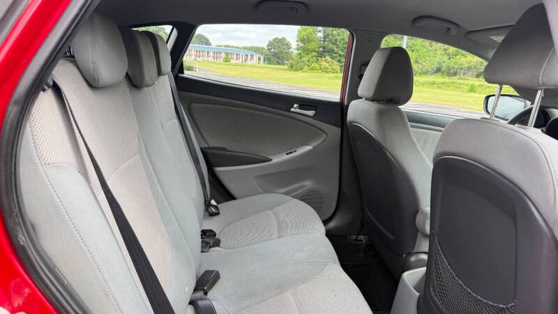 2013 Hyundai Accent GS