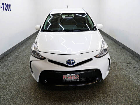 2015 Toyota Prius v Five