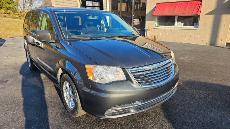 2012 Chrysler Town and Country for sale at I-Deal Cars LLC in York PA
