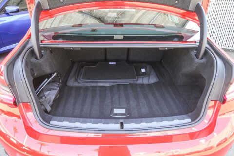 2024 BMW 3 Series 330e