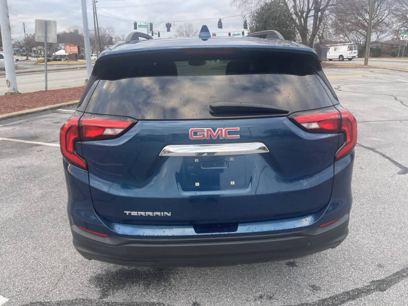 2021 GMC Terrain SLE