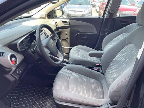 2019 Chevrolet Sonic LS Auto