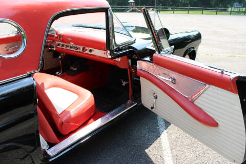 1956 Ford Thunderbird