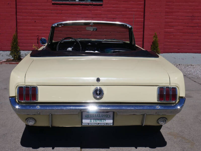 1965 Ford Mustang