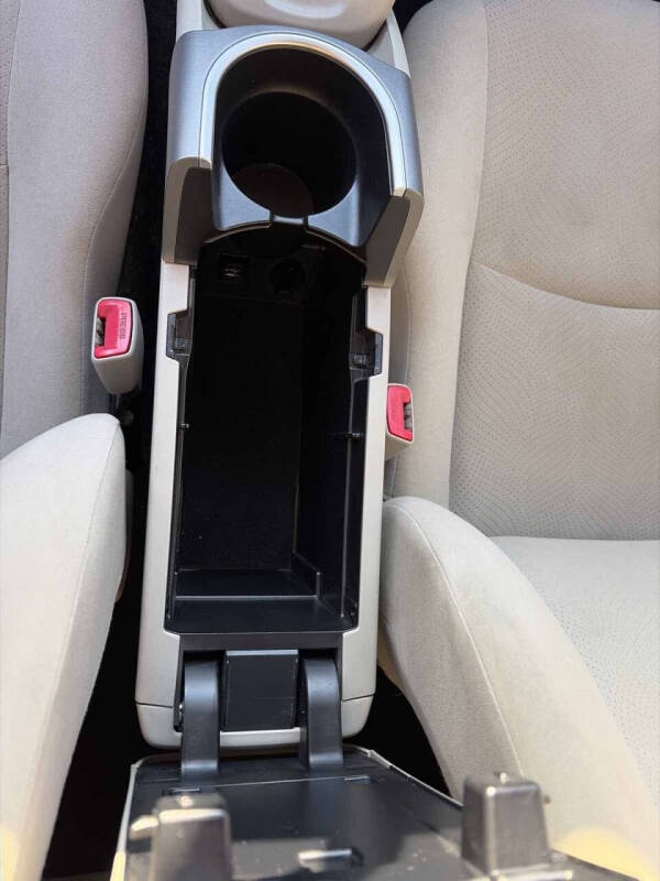 2013 Toyota Prius One