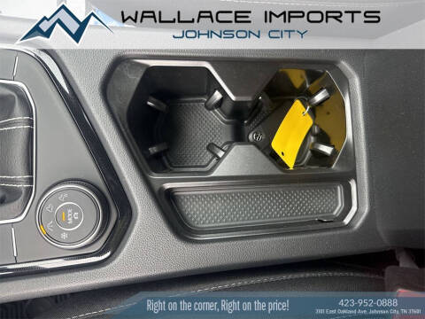 2026 Volkswagen Taos SE Black 4Motion