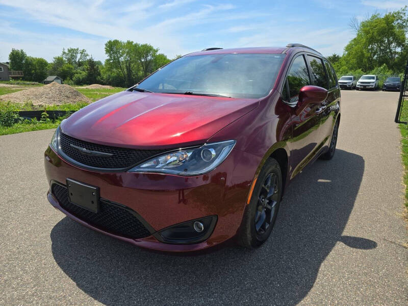 2020 Chrysler Pacifica Touring