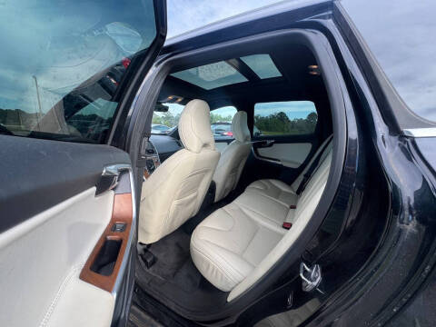 2015 Volvo XC60 T5 Drive-E Premier