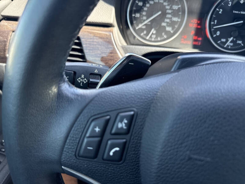 2011 BMW 3 Series 328i