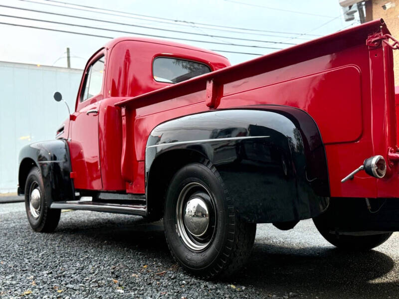 1948 Ford F-1