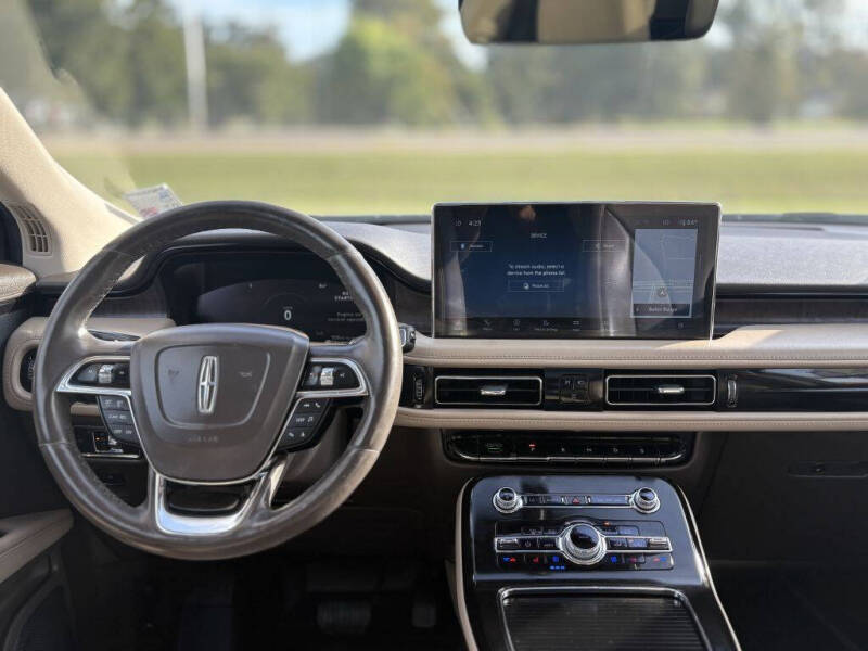 2021 Lincoln Nautilus Reserve