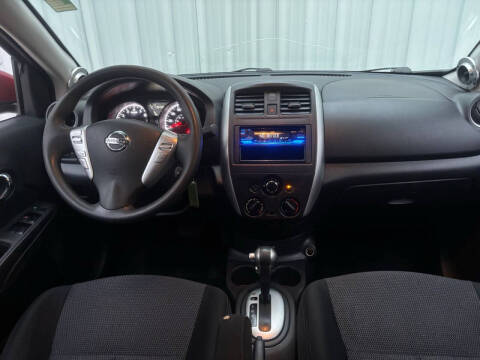 2019 Nissan Versa