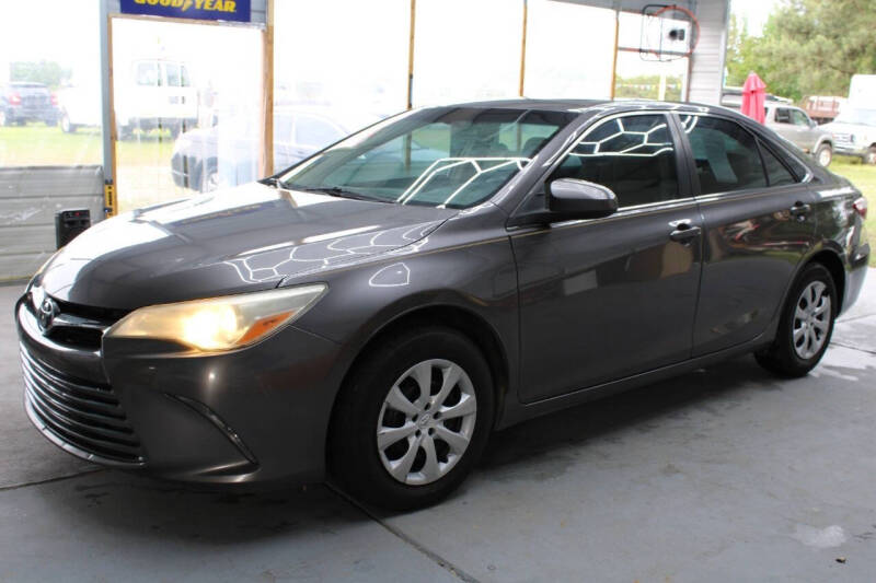 2016 Toyota Camry LE