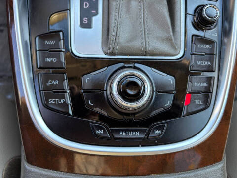 2011 Audi Q5 2.0T quattro Premium Plus