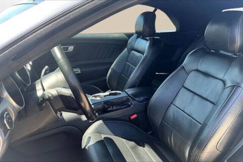 2022 Ford Mustang EcoBoost Premium