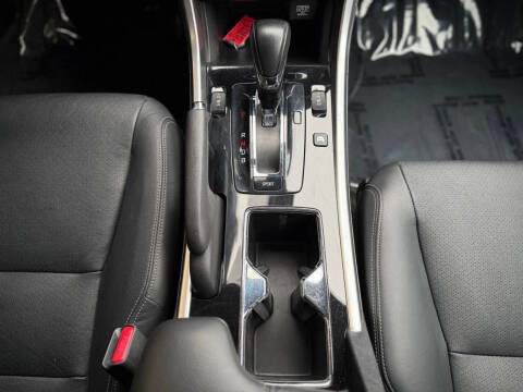 2017 Honda Accord Hybrid EX-L