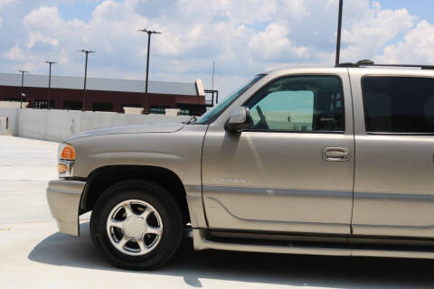 2001 GMC Yukon XL Denali
