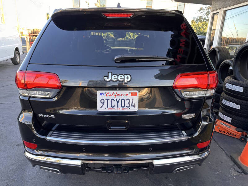 2016 Jeep Grand Cherokee Summit