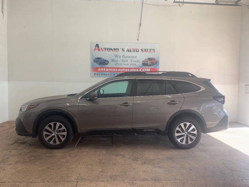 2022 Subaru Outback Premium