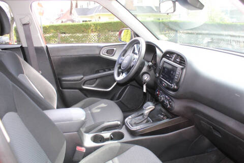 2023 Kia Soul LX