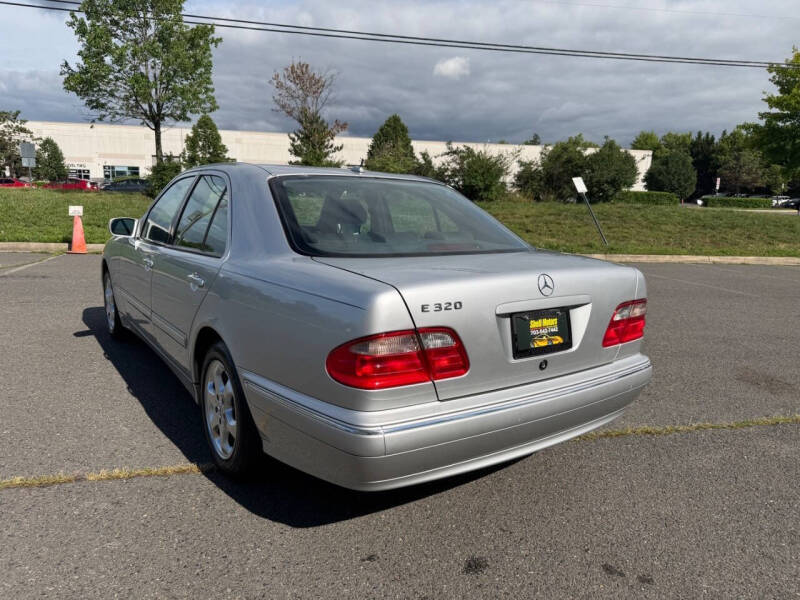 2002 Mercedes-Benz E-Class E 320
